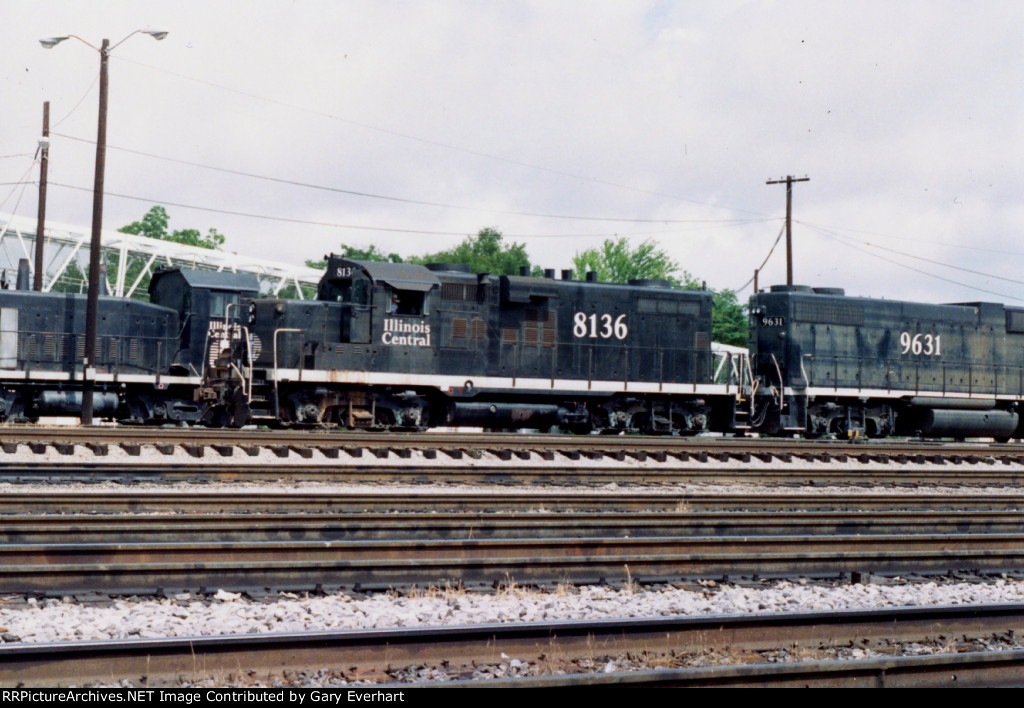 IC GP10 #1836 - Illinois Central